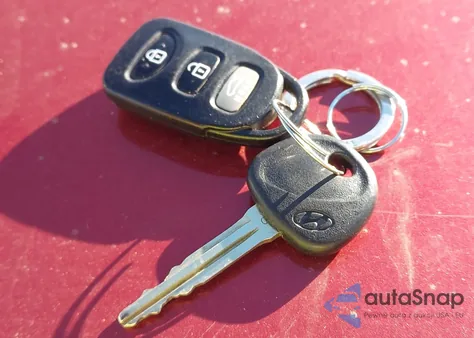 2016 Hyundai Elantra Se from USA, damaged, VIN 5NPDH4AE3GH715461